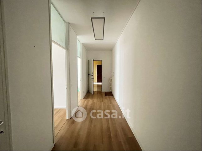 Appartamento in residenziale in Viale Ugo Maspero