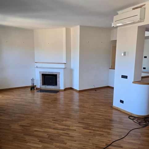 Appartamento in residenziale in Via Fogliano 10