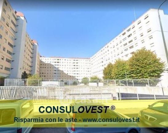 Appartamento in residenziale in Via F. R. Lamennais 19