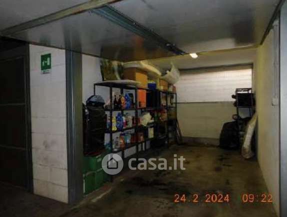 Garage/posto auto in residenziale in Via Poseidone 84