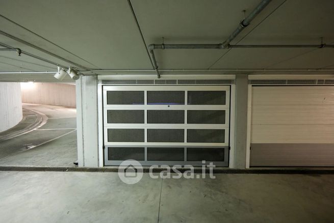 Box/posto auto in residenziale in Via Gaffurio 36
