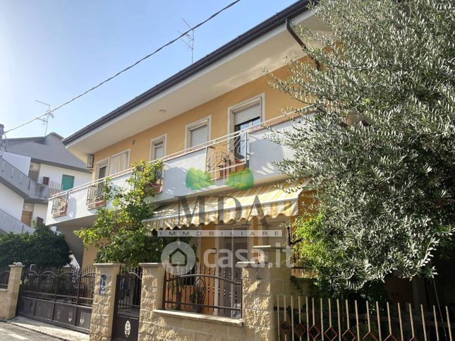 Appartamento in residenziale in Via San Marino 5