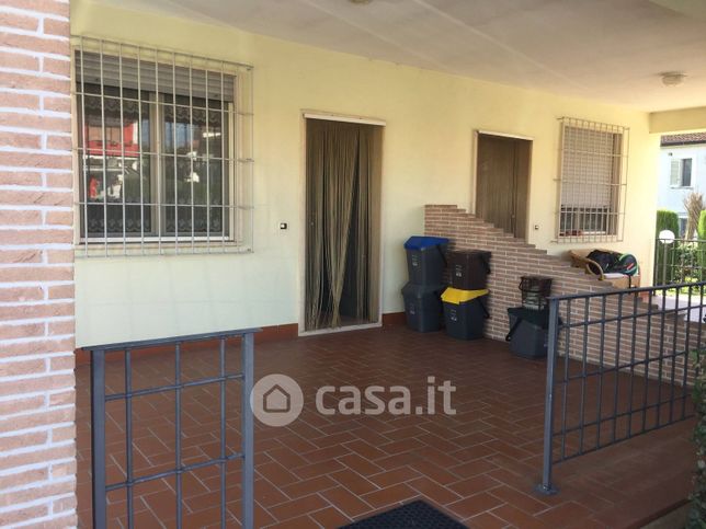 Appartamento in residenziale in Via Pratillo 30