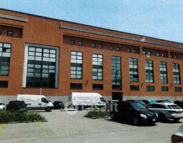 Ufficio in commerciale in Via Banchina dell' Azoto
