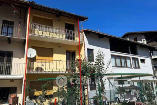 Villetta a schiera in residenziale in Via Cavour 7