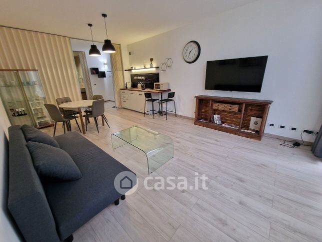 Appartamento in residenziale in Via Carandini 6