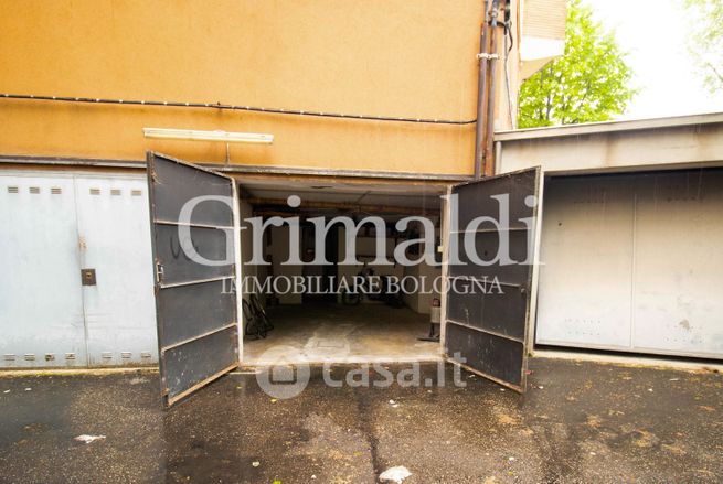 Garage/posto auto in residenziale in Via Genuzio Bentini