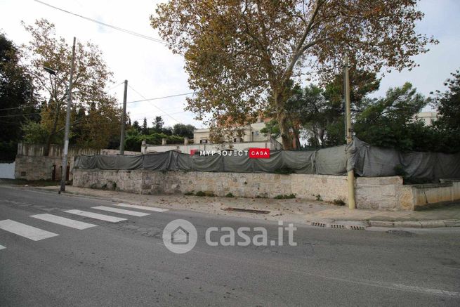 Capannone in commerciale in 