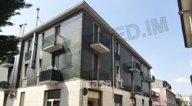 Appartamento in residenziale in Via Piave 36