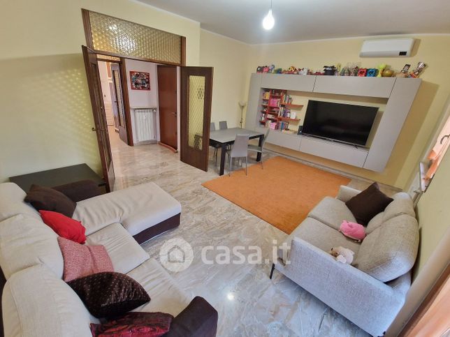 Appartamento in residenziale in Via Lambro 46