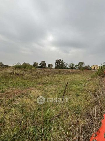 Terreno agricolo in commerciale in Via Marino Ferraro