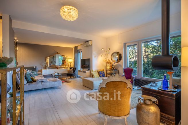 Appartamento in residenziale in Via dei Faggella