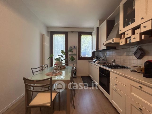 Appartamento in residenziale in Via Nino Torcellan
