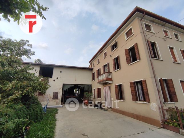Rustico/casale in residenziale in Via Trieste