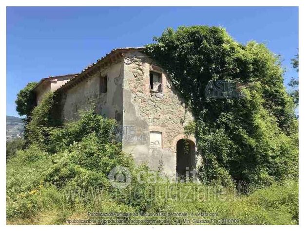 Rustico/casale in residenziale in Via del Pratalozzo 4