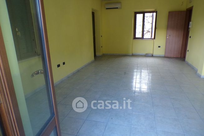 Ufficio in commerciale in Viale Giuseppe Verdi 117