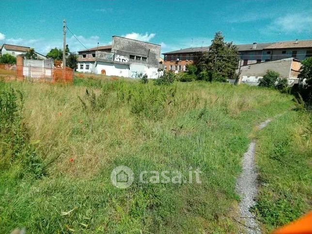 Terreno edificabile in residenziale in Via Veneria