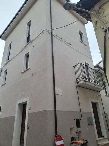 Casa indipendente in residenziale in Corso DUCA DEGLI ABRUZZI 2