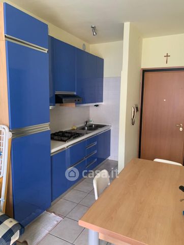 Appartamento in residenziale in Via Padova 74