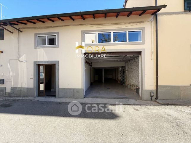 Ufficio in commerciale in Via Frà Paolo Sarpi