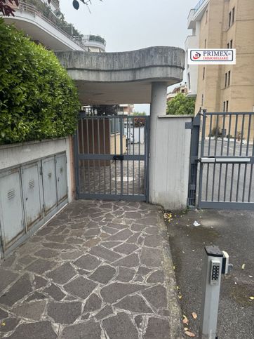 Appartamento in residenziale in Via Andrea Cascella 1