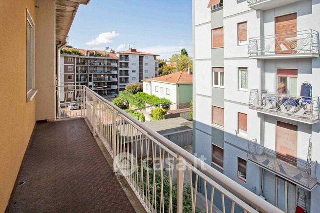 Appartamento in residenziale in Via Luigi Cadorna