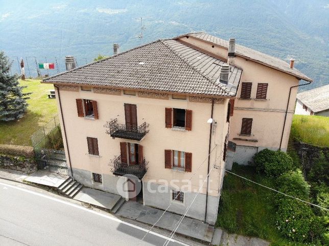 Casa indipendente in residenziale in Via Della Rimembranza