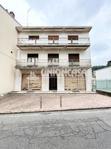 Casa indipendente in residenziale in Via Italo Buzzi