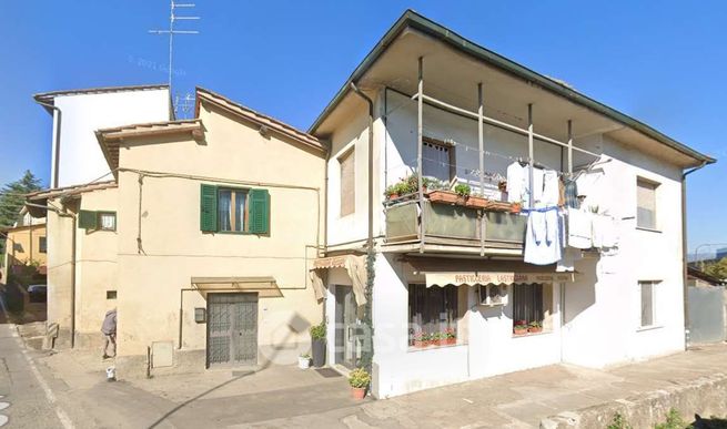 Appartamento in residenziale in Via Livornese 196