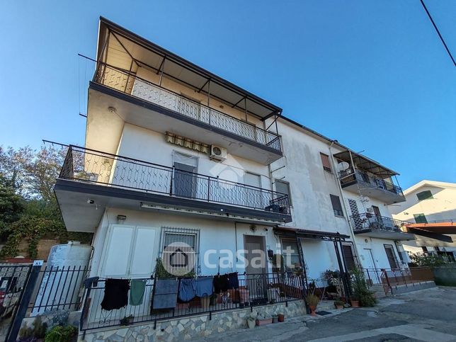 Appartamento in residenziale in Viale Orso Mario Corbino 471