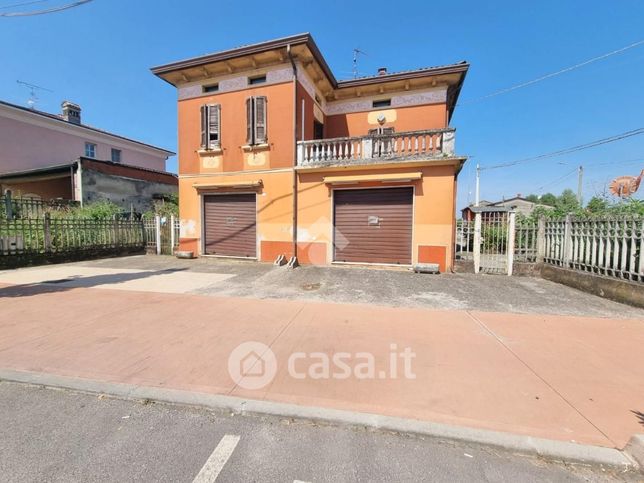 Casa indipendente in residenziale in Via Conte Berardo Maggi 2