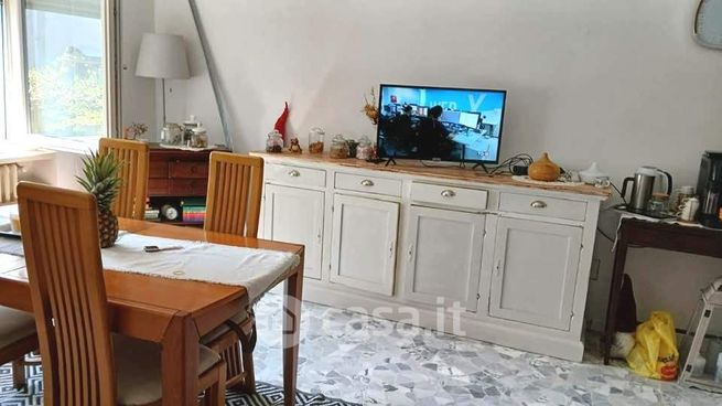Casa indipendente in residenziale in