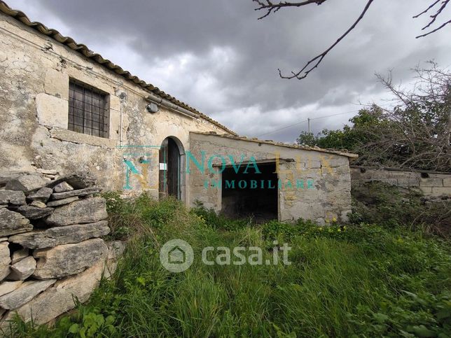 Rustico/casale in residenziale in Contrada san Biagio