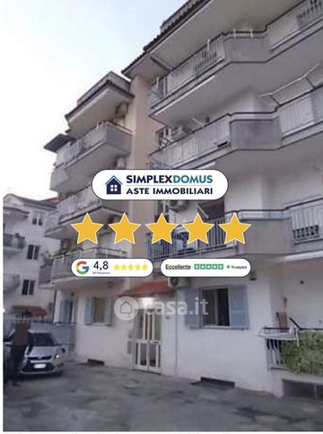 Appartamento in residenziale in Via Cesare Battisti