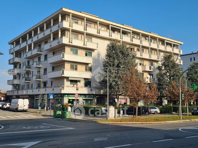 Garage/posto auto in residenziale in Via Monti 4