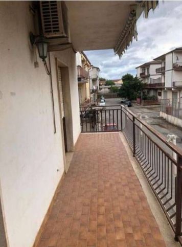 Appartamento in residenziale in Via Vittorio Squillaci