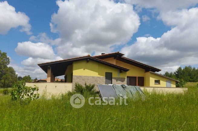 Villa in residenziale in Via Case Sparse
