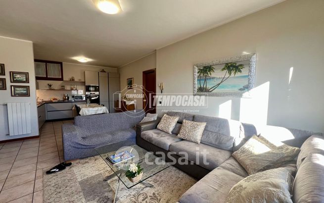 Appartamento in residenziale in Via Cerro 20