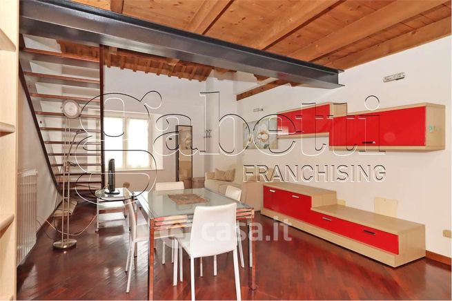 Appartamento in residenziale in Via Mortara 171
