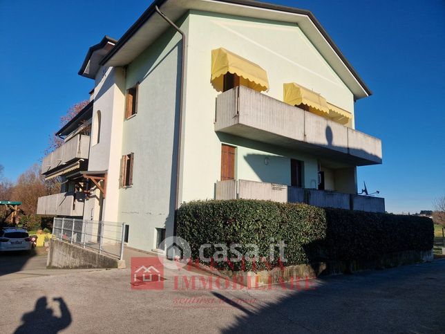 Appartamento in residenziale in Strada Marosticana 170
