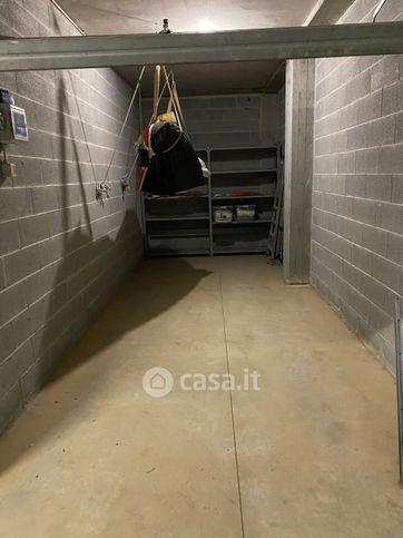 Box/posto auto in residenziale in Via Eraldo Fico 72