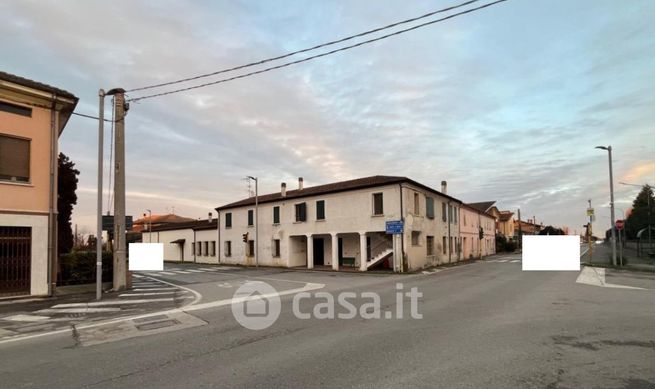 Appartamento in residenziale in Strada Alessandro Volta 10