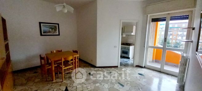 Appartamento in residenziale in Via Fratelli Bandiera 107