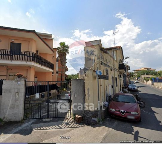 Appartamento in residenziale in Via Giovanni Verga 38