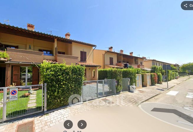 Villetta a schiera in residenziale in Via Giovanni Paolo II 11