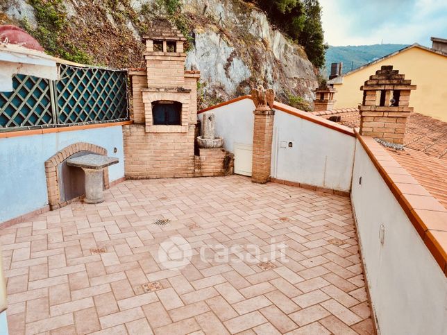 Villetta a schiera in residenziale in Via Vittorio Veneto