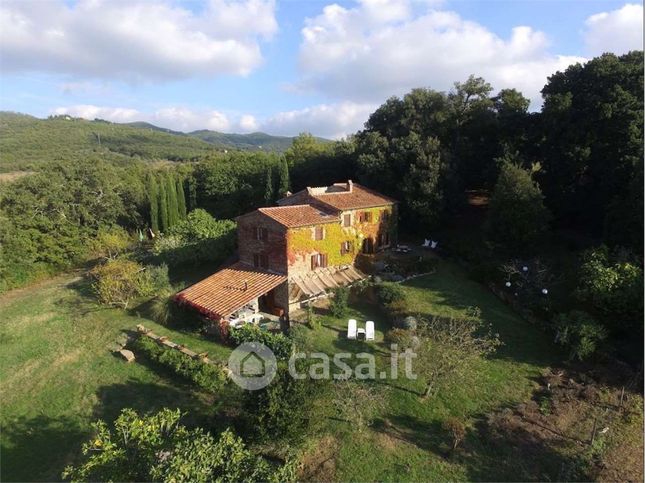 Rustico/casale in residenziale in Via Massetana Nord