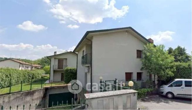 Villetta a schiera in residenziale in Via Cesare Beccaria