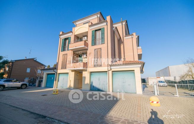 Appartamento in residenziale in Via A. Grandi