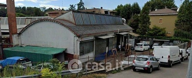 Capannone in commerciale in Via A. Palladio 1